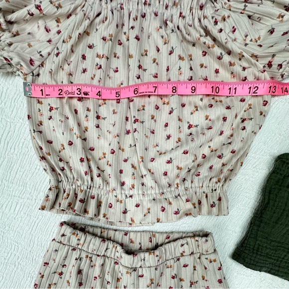 Charming Kids Green and Cream Floral Set - Picture 7 of 11